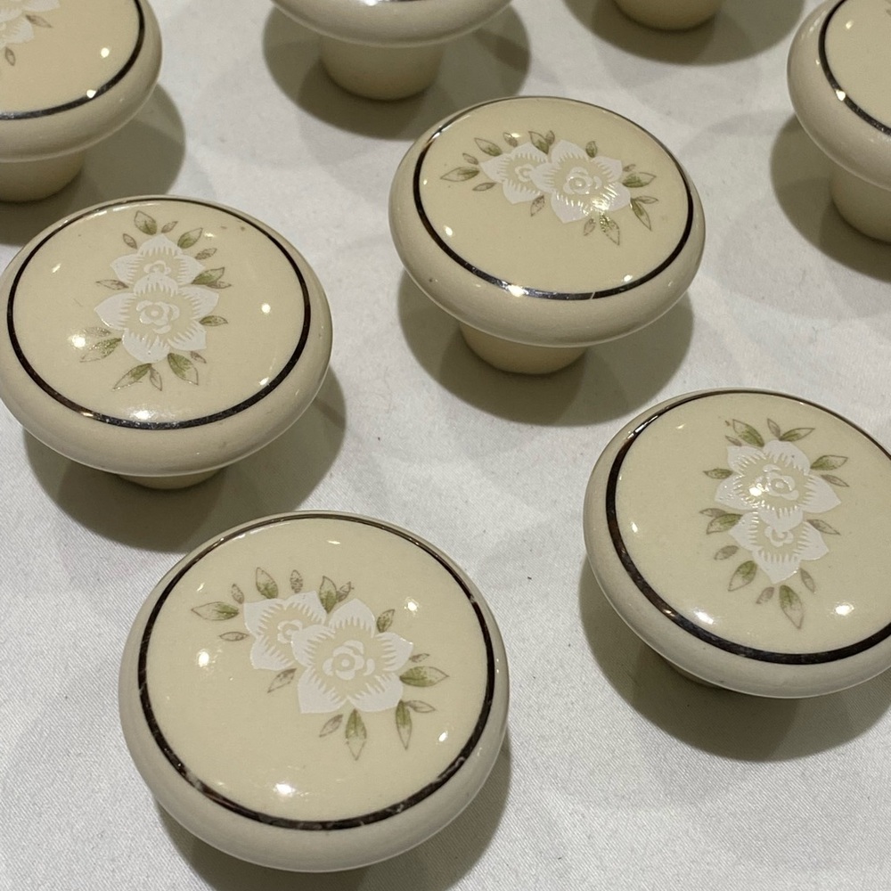 Vintage Floral Ceramic Drawer Knobs